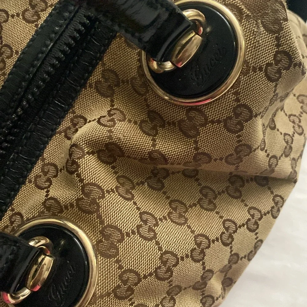 Gucci Tan and Black Satchel - Picture 3 of 8